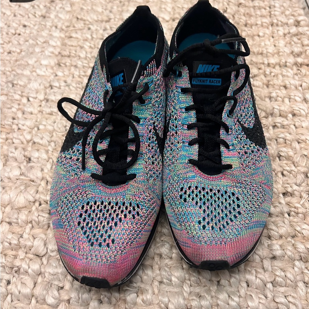 Nike Flyknit Racer